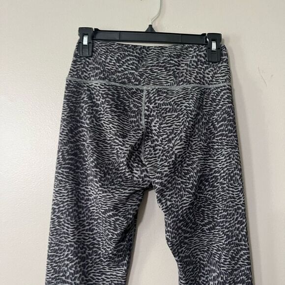 Merrell Black Gray Abstract Pattern Full Length Workout Athletic Leggings Size S - Picture 4 of 7